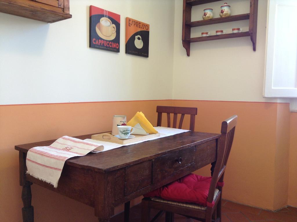 Il Giglio Apartman Firenze Szoba fotó